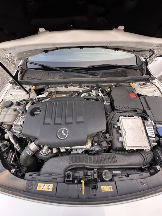 Mercedes-Benz Cla 220d Amg-Line