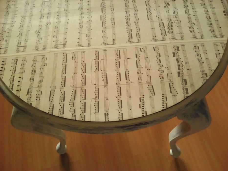 mesa de apoio redonda