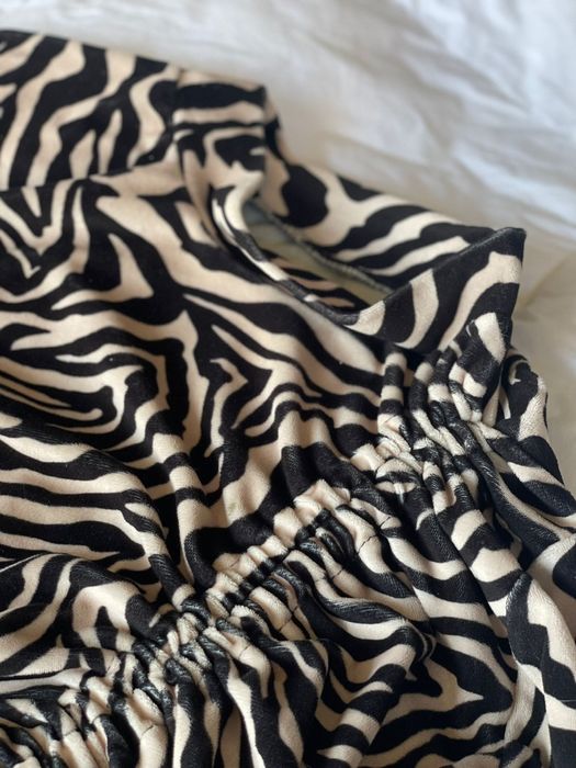 Camisola Estilo Zebra