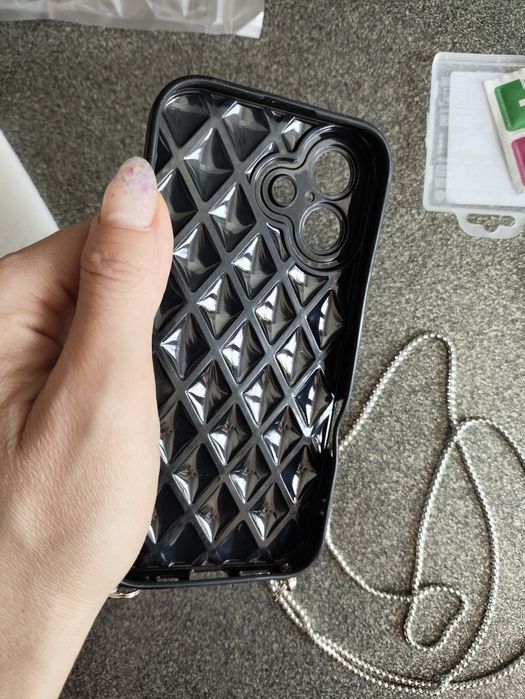 Etui do iPhone 16
