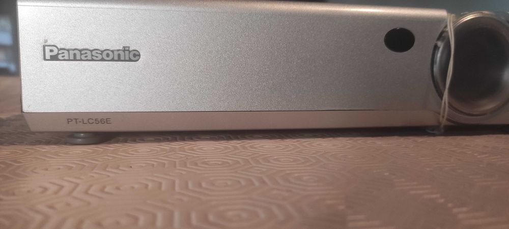 Panasonic PT-LC56E video projector with new spare lamp.64170825731458121