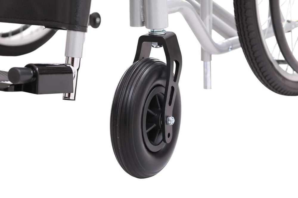 Інвалідна коляска з туалетом особливо широка посилена MED1-KY607-70