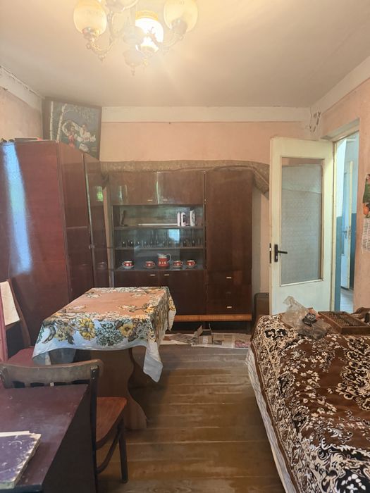 Продам будинок село Грузьке Фастівський район Газифікований ділянка 13,5 соток Асфальтована вулиця