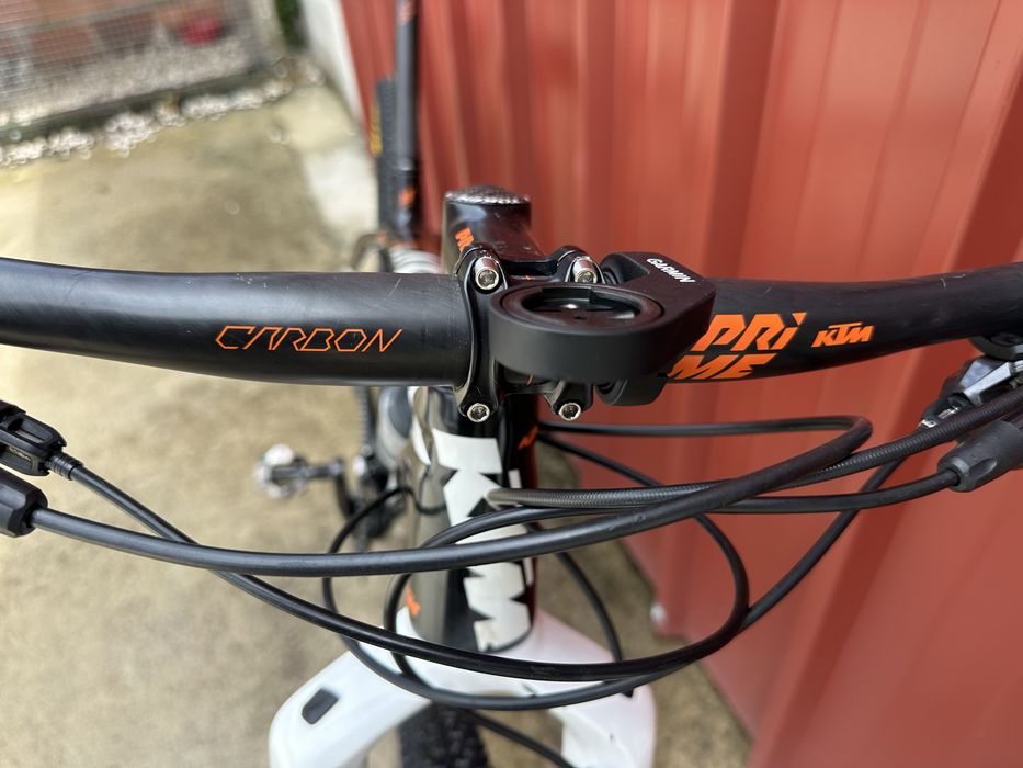 Ktm myroon prime