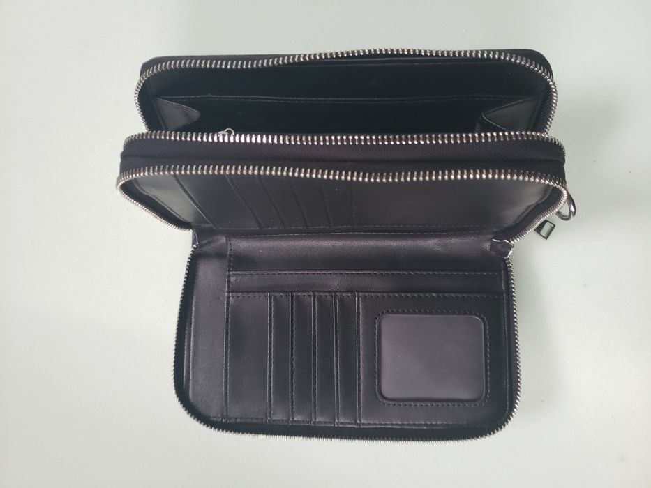 Продам барсетку кожа