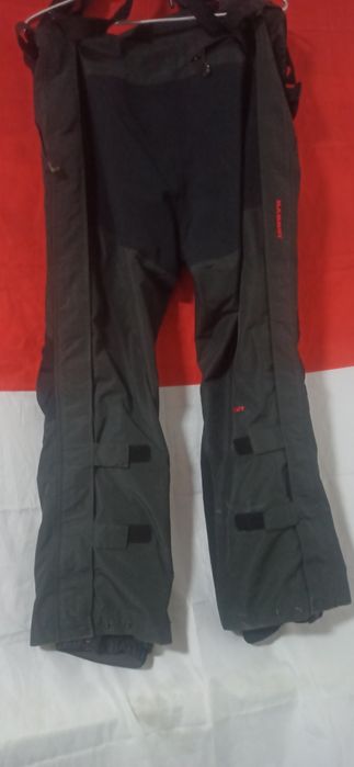 Мужские трекинговыелыжные брюки MAMMUT  Extreme Gor-Tex раз.46-52.