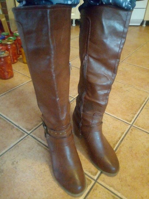 Skóra kozaki rozmiar 43 (na szerszą łydkę)