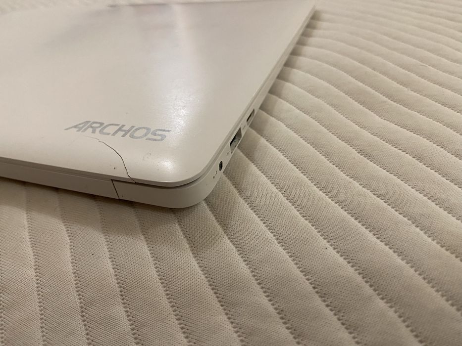 Ультрабук ARCHOS 140Cesium