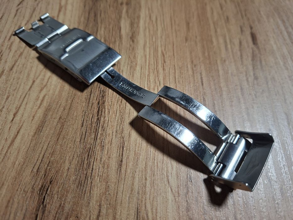 Oryginalne zapięcie do zegarka Longines 22 mm. Używane bez wad.
