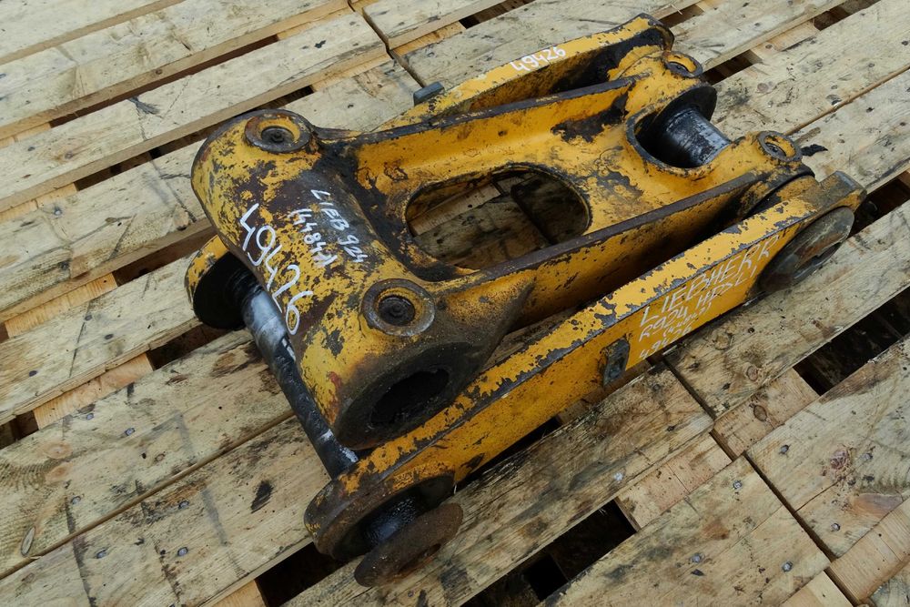 Łącznik łyżki do koparki Liebherr R924HDSLI. Kiwak. Kość