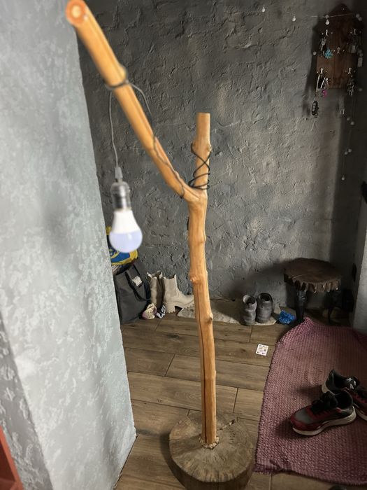 Світильник - торшер