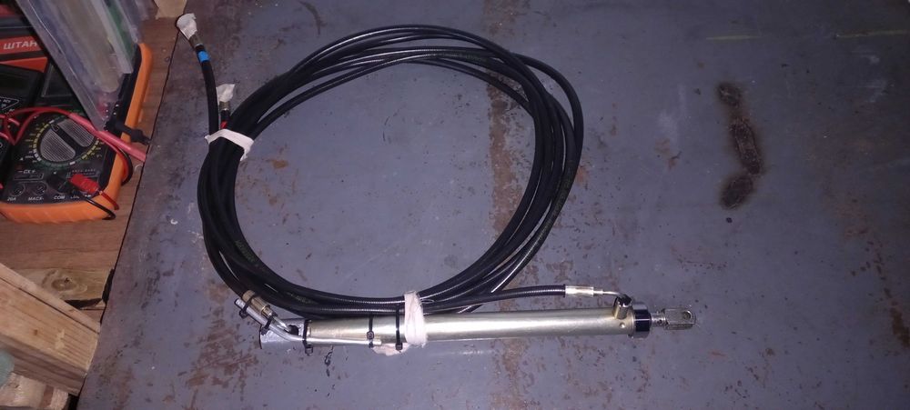 Привід електрокришки багажника. Гідроциліндр. Амортизатор bmw e65,e66