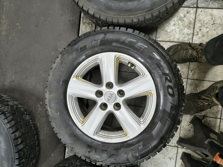 Kola Kia Sportage 5X114.3 215/70R16