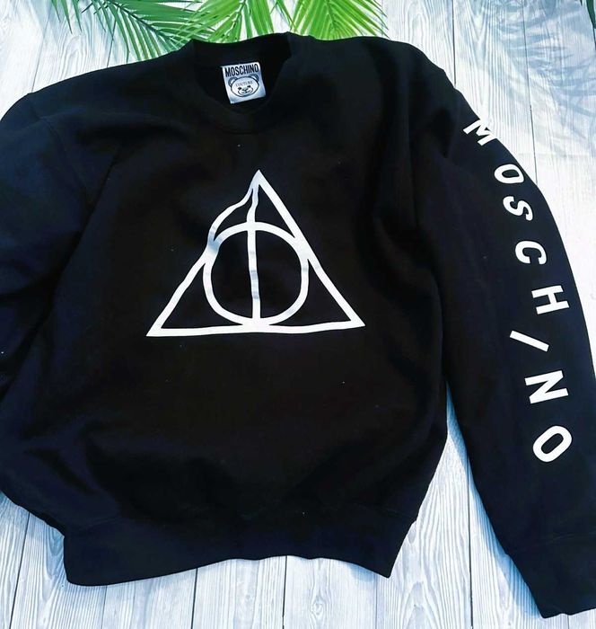 черные теплые  регланы Moschino, Chanel