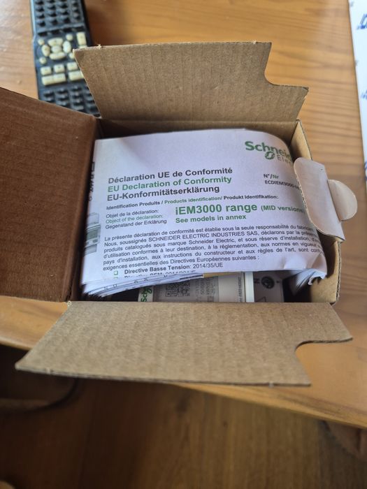 Sheneider energy meter64310011996801123