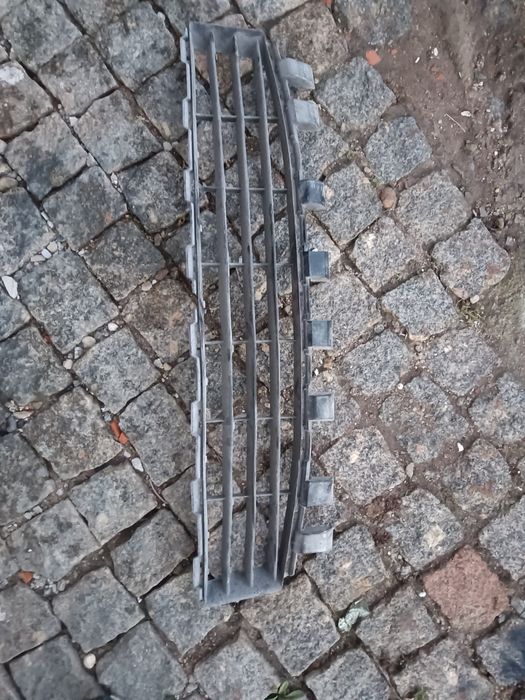 Grelha de para choques Renault Megane 2 original