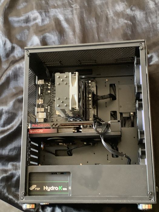 Pc  bom para jogar qualidade 1440p, apenas completo