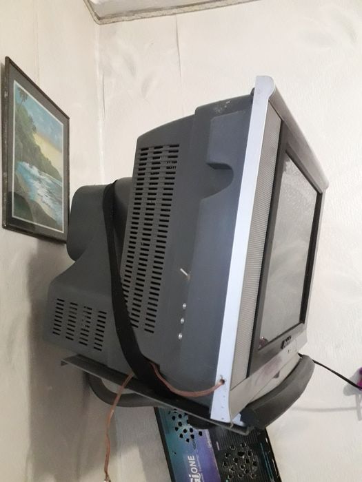 Телевизор б/у Patriot