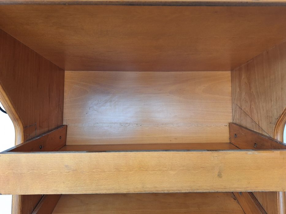 Expositor para venda de pão