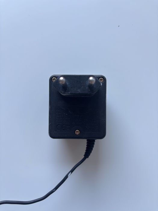 telefon komórkowy Nokia 6030 zestaw z ładowarką i słuchawkami używana