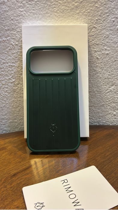 Capa verde iphone 17 pro max