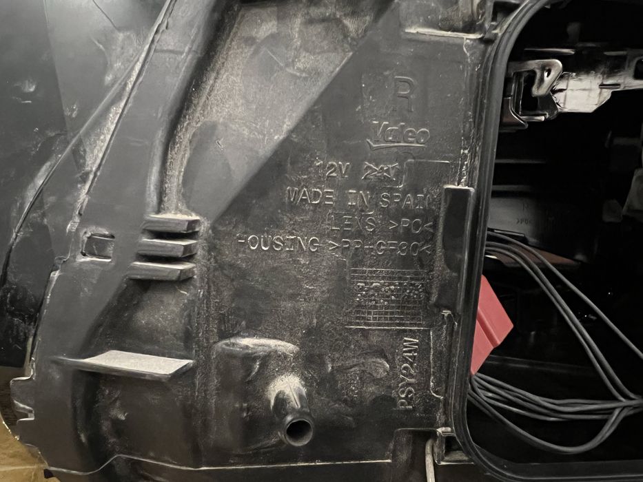 Lampa prawa Audi Q5 USA 2014