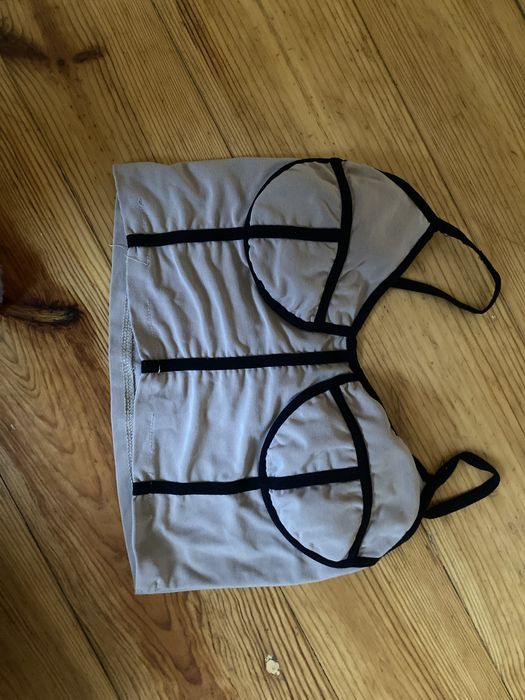 Продаю топ для танців в хорошому стані.