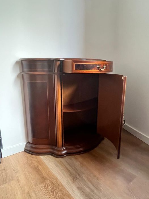 Móvel - garrafeira clássico