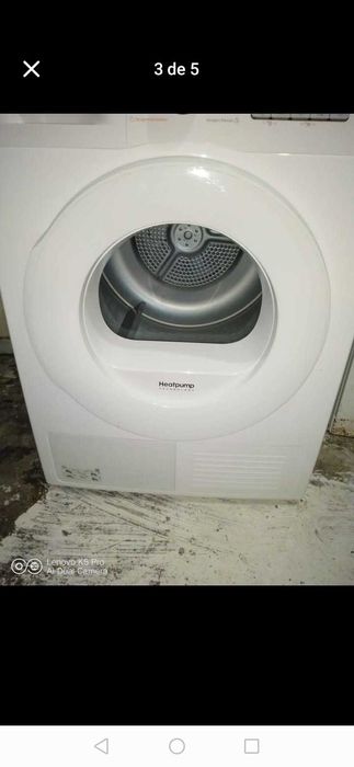 Máquina de secar roupa