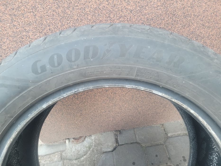 Komplet Opon Goodyear Efficientgrip2 SUV 235/55 R18 100V XL - BEZ NAPRAW  LATO