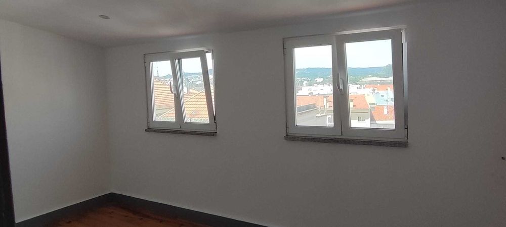 ARRENDA-SE T3 CENTRO DE VISEU