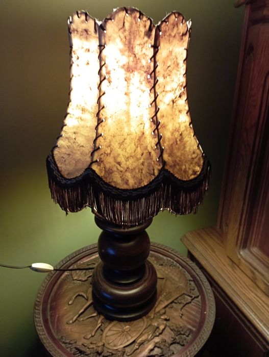Okazja!Antyk.Lampa drewniana z abażurem ze skory