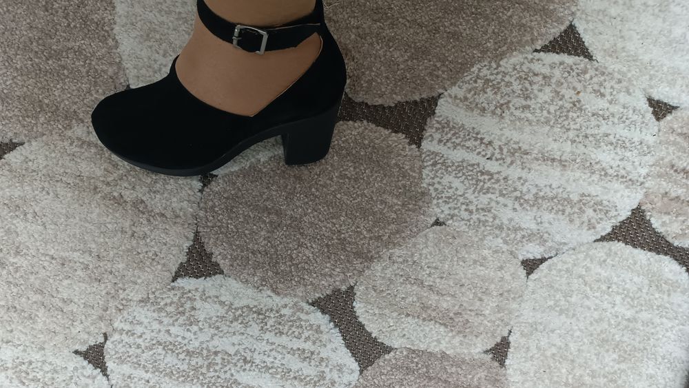 Нові жіночі туфлі натуральна замша Massiv