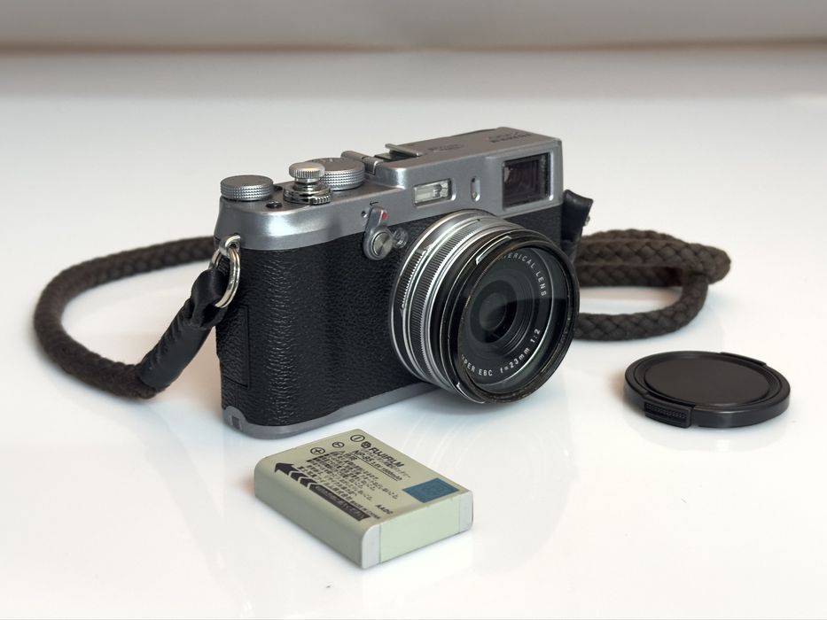 Aparat Fuji x100s