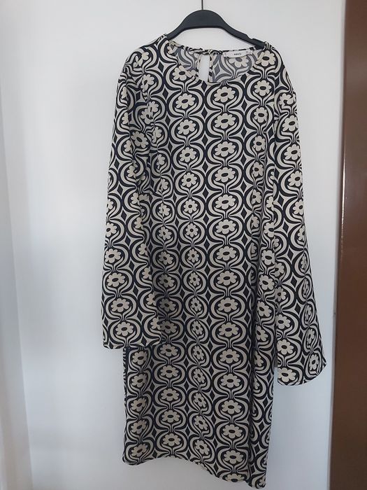 Vestidos de marca quase novos