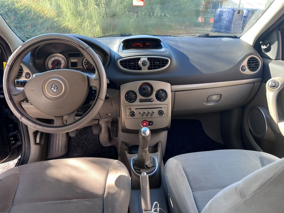 Renoult clio 1.2 16v