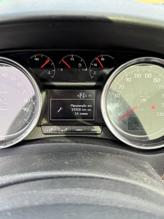 Peugeot 508 RXH 2.0 Hybrid 4 2012