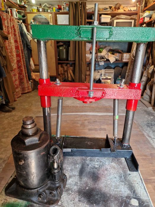 прес  удаления и запрысовки  сайленблокив и подшипников