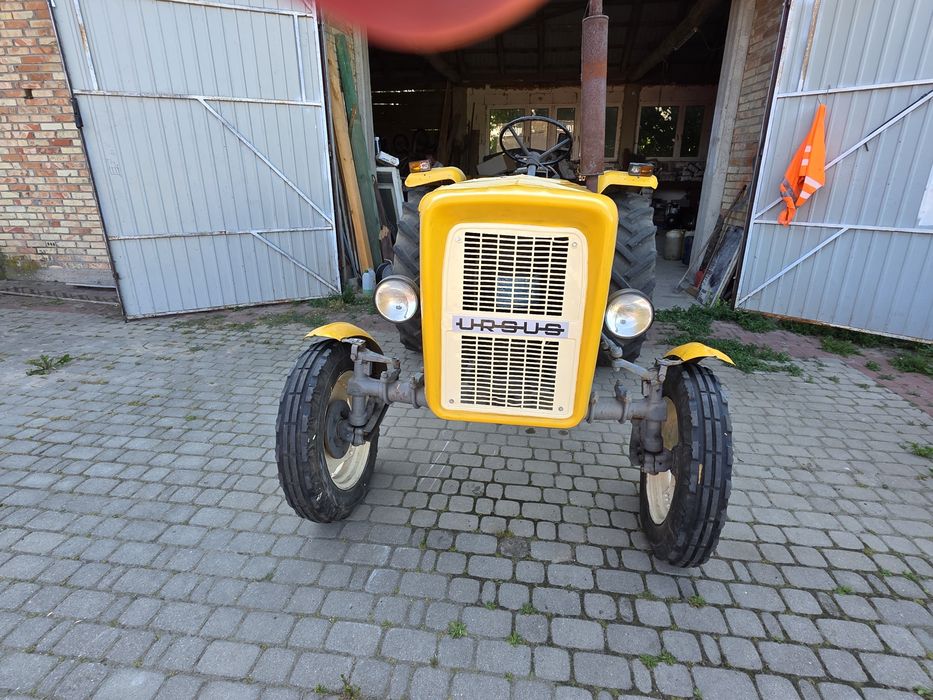 Ciągnik c360  sprawny