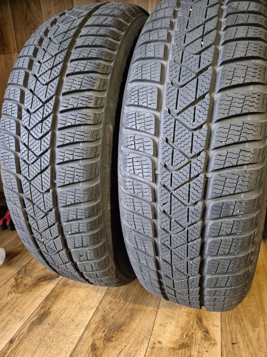 205/60/17 Pirelli para zima 7mm 16r