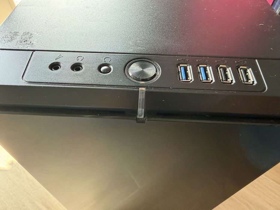 Caixa ATX Fractal R5 Design + leitor/Gravador CD/DVD