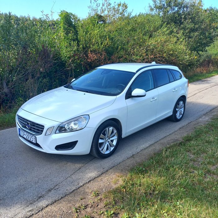 Volvo V60 Bezwypadkowy Mega Stan