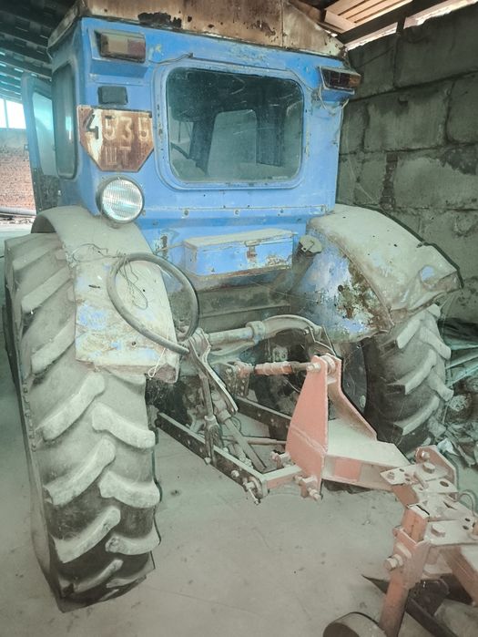 Продам трактор т-40 з обвісом
