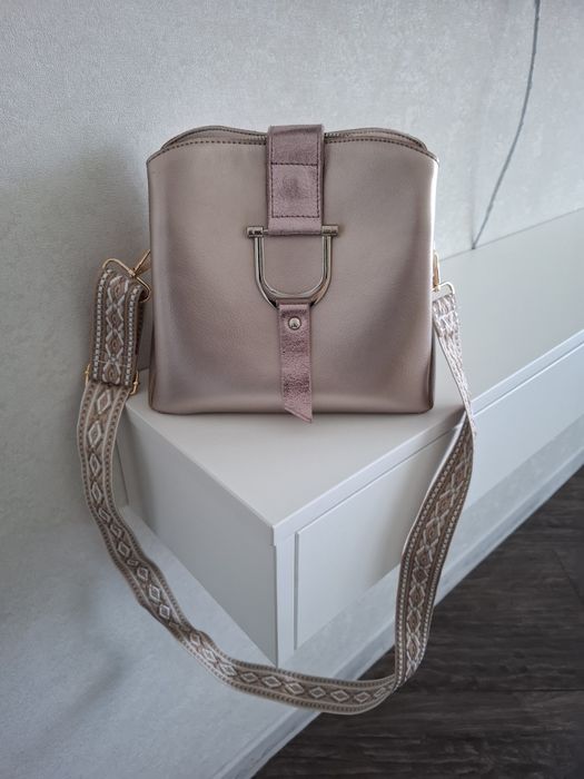 Сумка кожаная каркасная