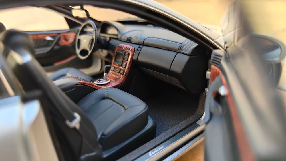 Mercedes Benz CL500 Lorinser AutoArt