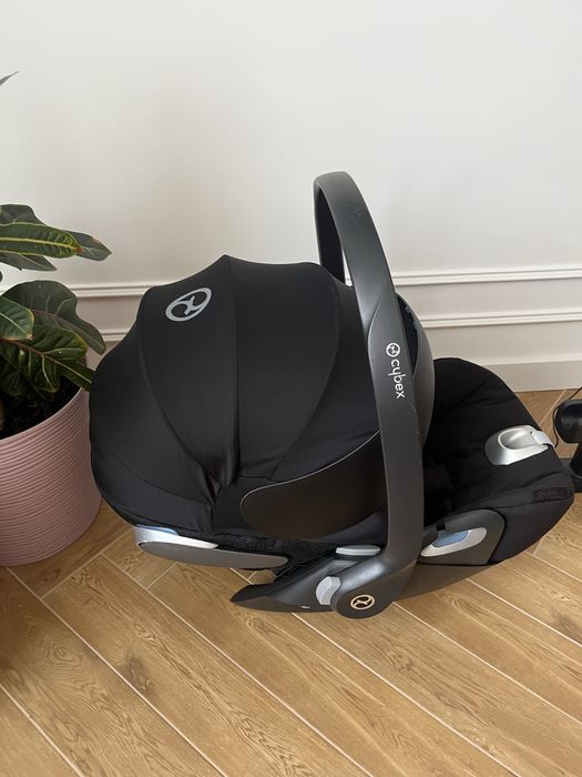 Автокрісла cybex cloud z i-size  в наявності 2 шт