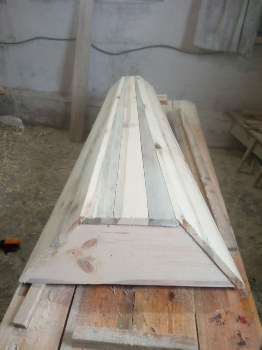 Труни под оббивку и кресты оптом Украина