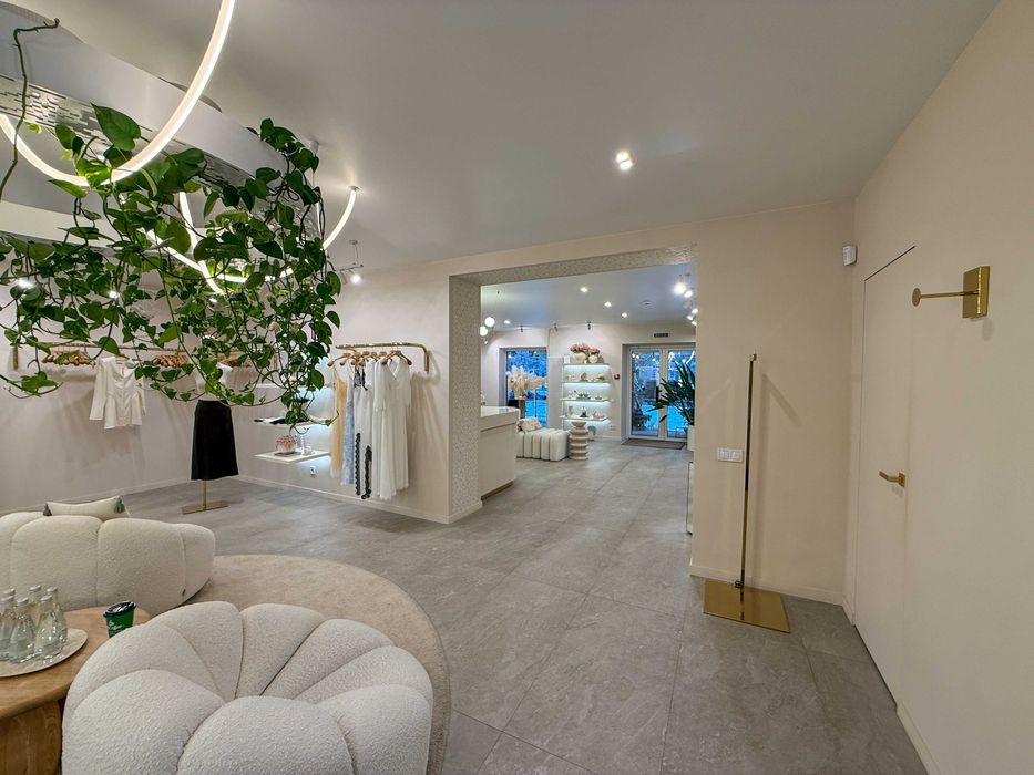 Фасад комерційне приміщення 87м² В.Тютюнника 56 м.Либідська Безкомісії