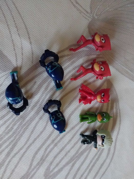 Іграшки з кіндерів б/у