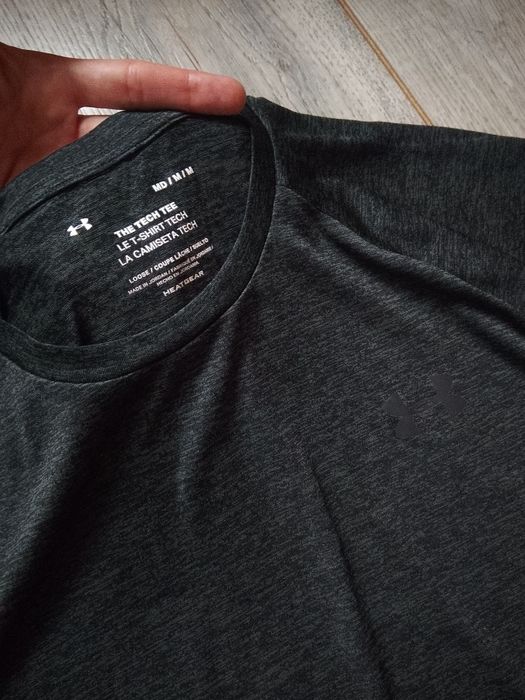 Комплект Under Armour рр М оригинал футболка и шорты костюм